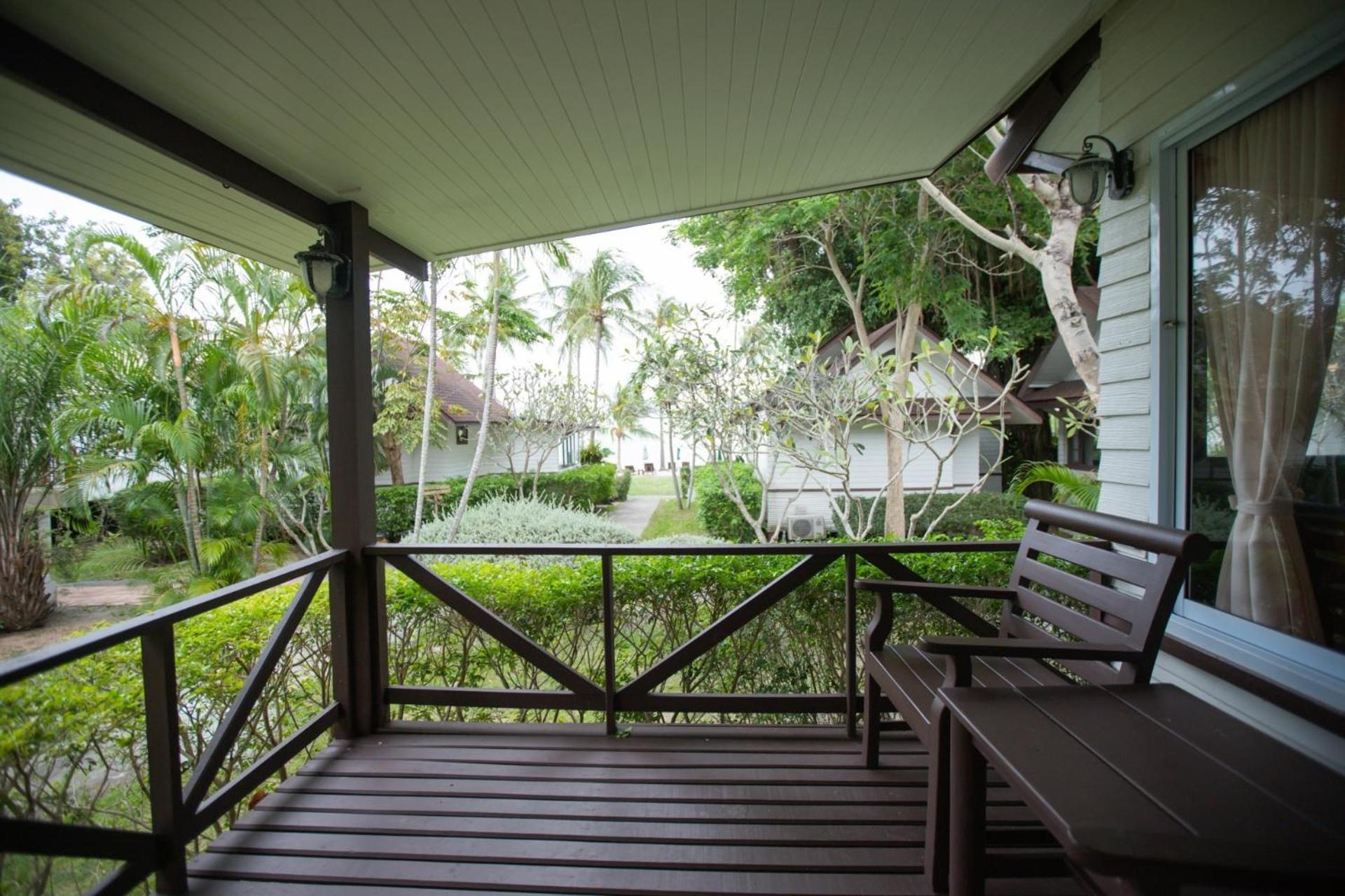 Coco Palm Beach Resort - Sha Extra Plus Mae Nam Extérieur photo